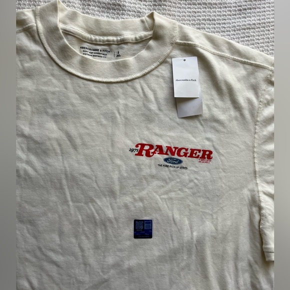 A&F- Ford Vintage-Inspired Graphic Tee - Picture 6 of 10